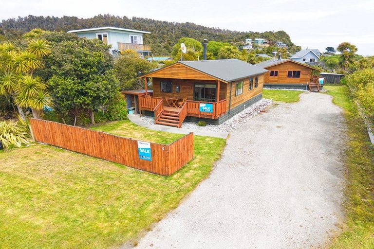 Photo of property in 4 Russell Street, Okarito, Whataroa, 7886