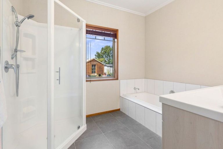 Photo of property in 120 Burwood Road, Matamata, 3400