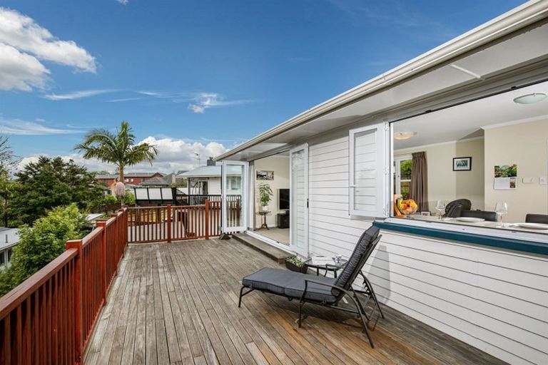 Photo of property in 29 Sunhill Road, Sunnyvale, Auckland, 0612