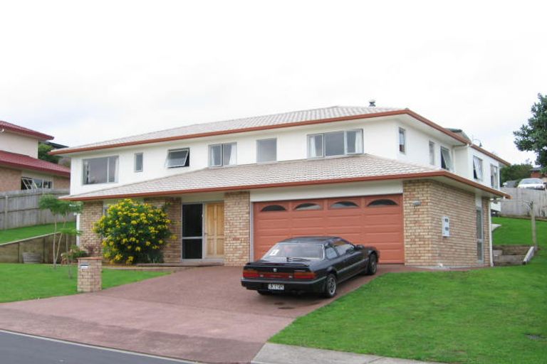 Photo of property in 9 San Domingo Rise, Henderson, Auckland, 0612