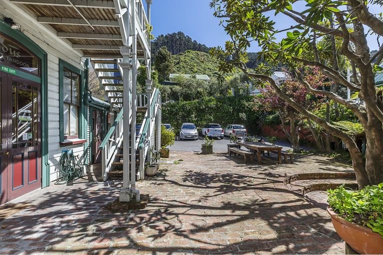 Photo of property in 230b Tinakori Road, Thorndon, Wellington, 6011