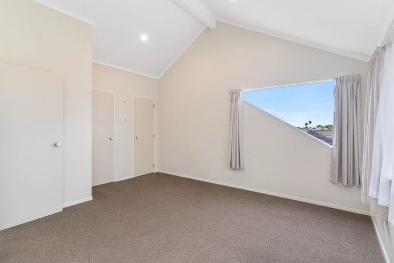 Photo of property in 1/21 Westview Court, Somerville, Auckland, 2014