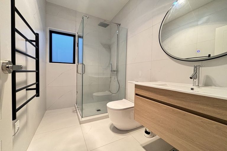 Photo of property in 7 Andy Crescent, Flat Bush, Auckland, 2016