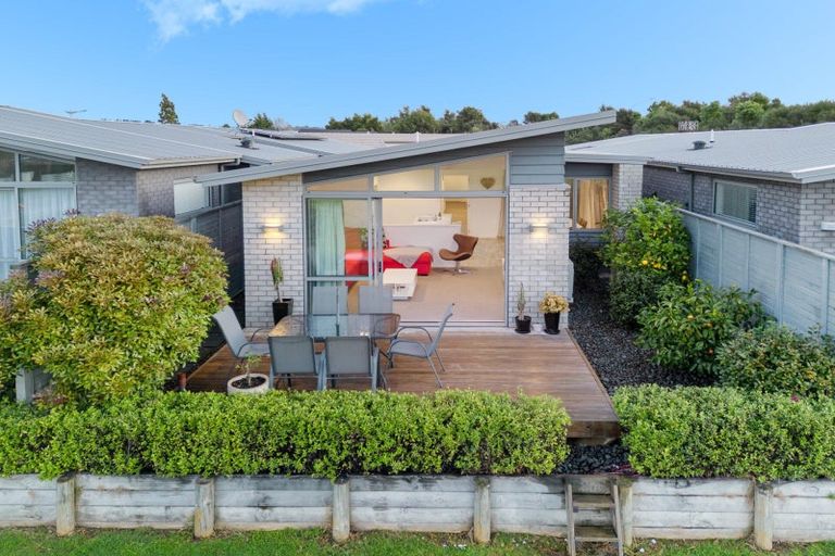 Photo of property in 14 Scoria Close, Pyes Pa, Tauranga, 3112