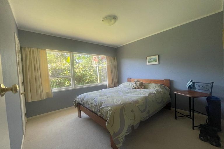 Photo of property in 7 Sanctuary Point, Sunnyhills, Auckland, 2010