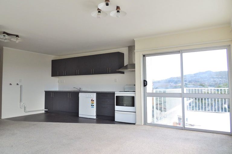 Photo of property in 5 Glen Alton Avenue, Paparangi, Wellington, 6037