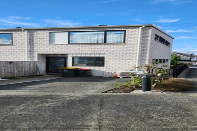 Photo of property in 22a Titoki Street, Te Atatu Peninsula, Auckland, 0610