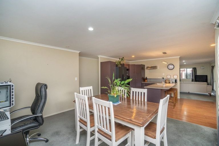 Photo of property in 17 Raukawa Road, Ashhurst, Palmerston North, 4470