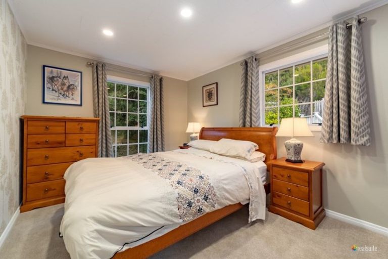 Photo of property in 68d Chatsworth Road, Silverstream, Upper Hutt, 5019