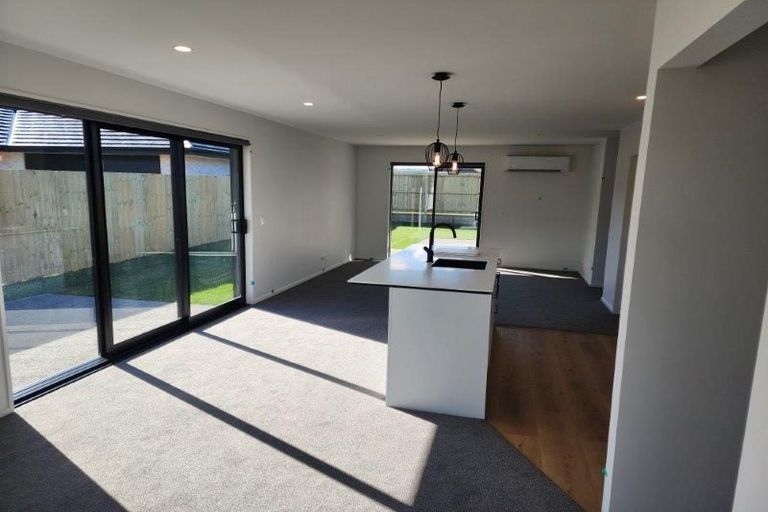 Photo of property in 6 Ned Place, Halswell, Christchurch, 8025