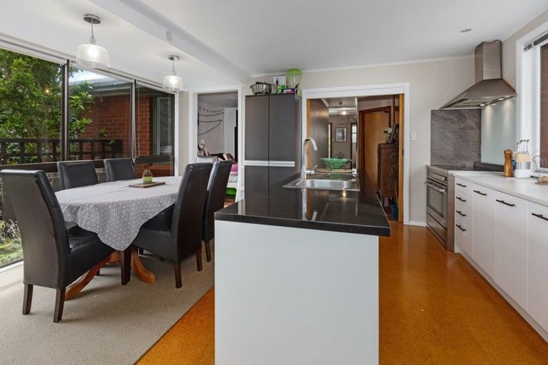 Photo of property in 33a Herewini Street, Titahi Bay, Porirua, 5022