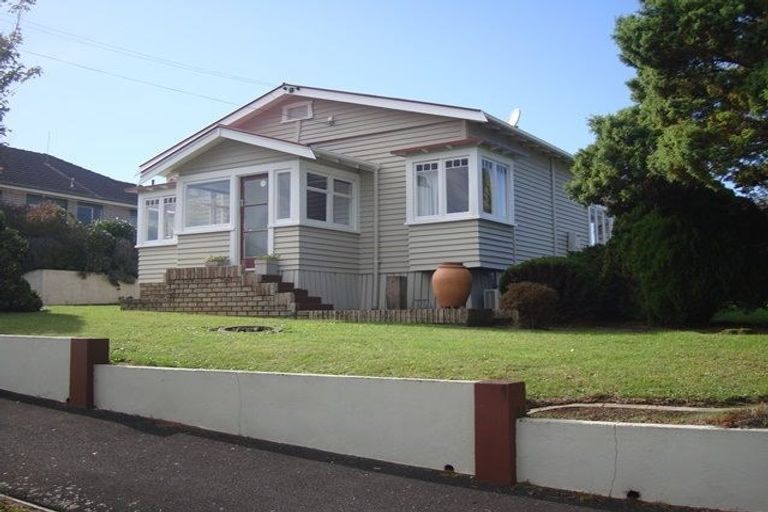 Photo of property in 17 Joffre Street, Frankton, Hamilton, 3204
