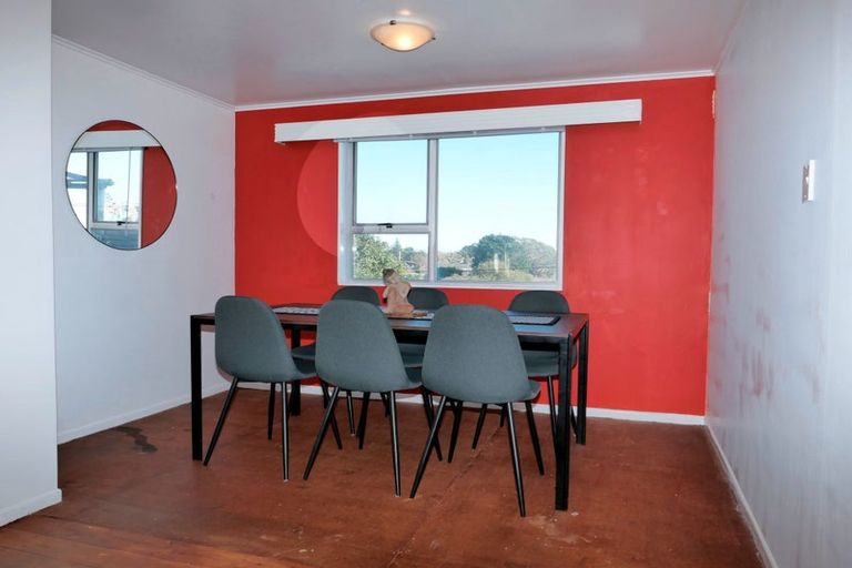 Photo of property in 12 Kiwi Road, Raumati Beach, Paraparaumu, 5032