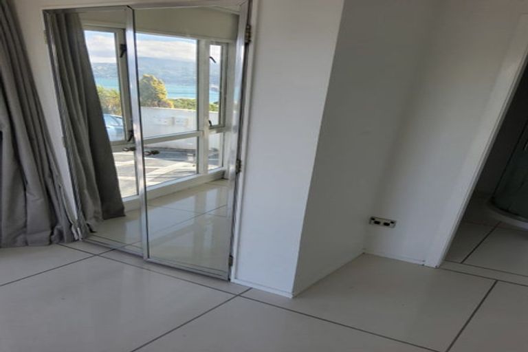 Photo of property in 11 Robieson Street, Roseneath, Wellington, 6011