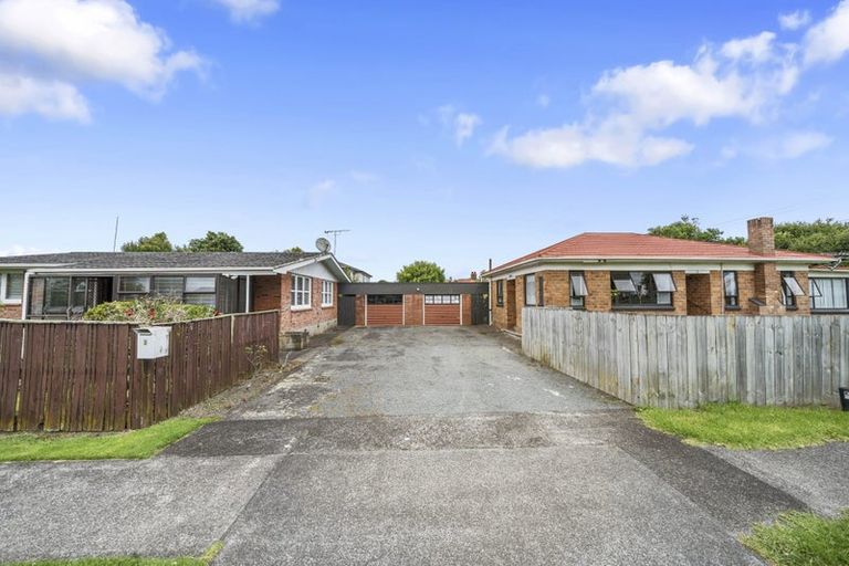 Photo of property in 2/1 Hamilton Road, Papatoetoe, Auckland, 2025