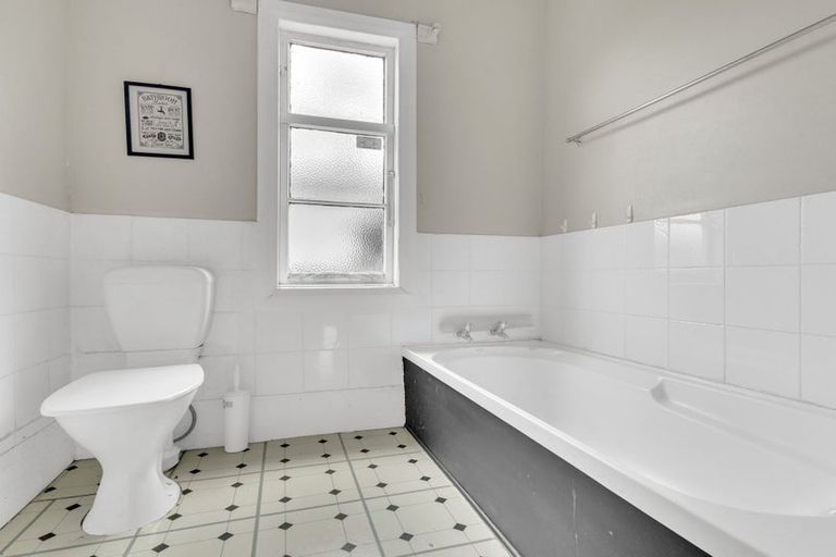 Photo of property in 61 Swinburn Street, Dannevirke, 4930