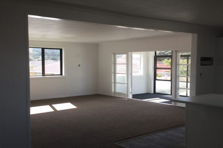 Photo of property in 27 Elizabeth Street, Orewa, 0931