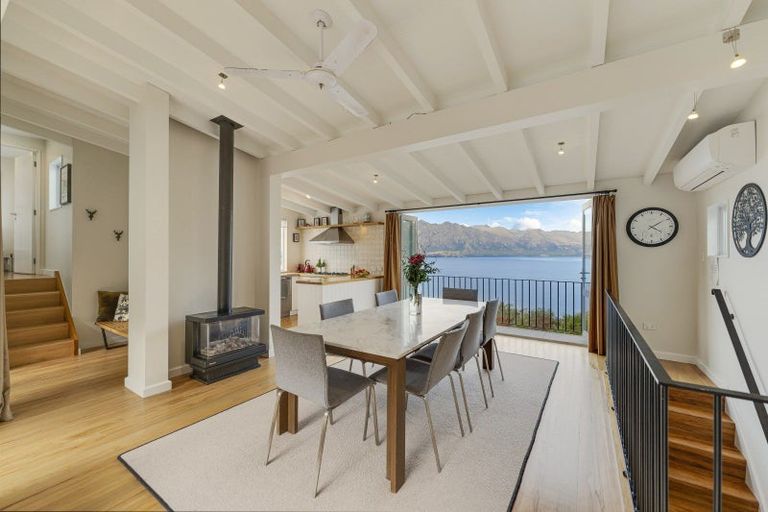 Photo of property in 6 Matau Place, Fernhill, Queenstown, 9300