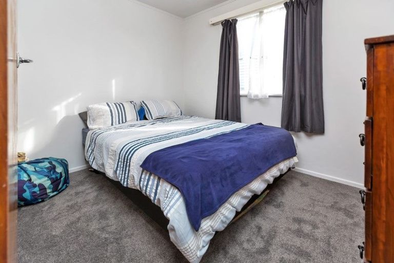 Photo of property in 15 Taraire Crescent, Otangarei, Whangarei, 0112