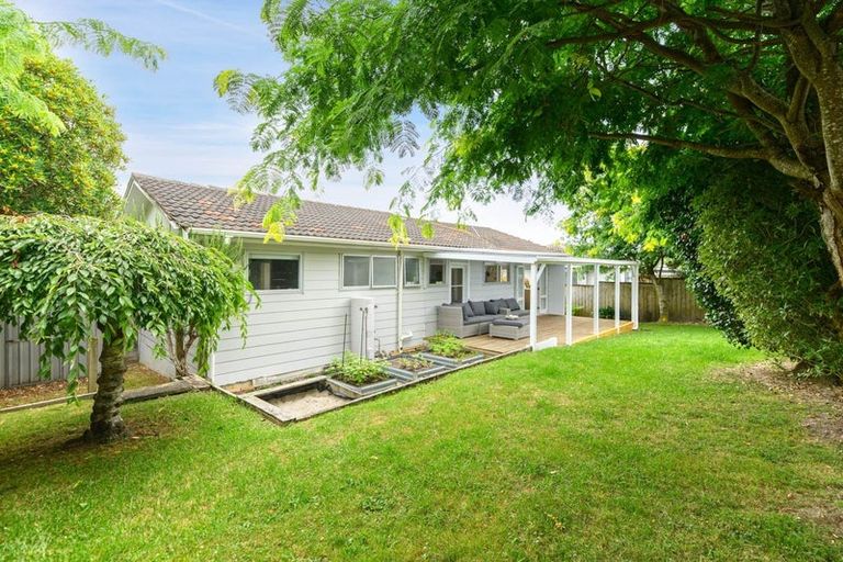 Photo of property in 132 Awaruku Road, Torbay, Auckland, 0630