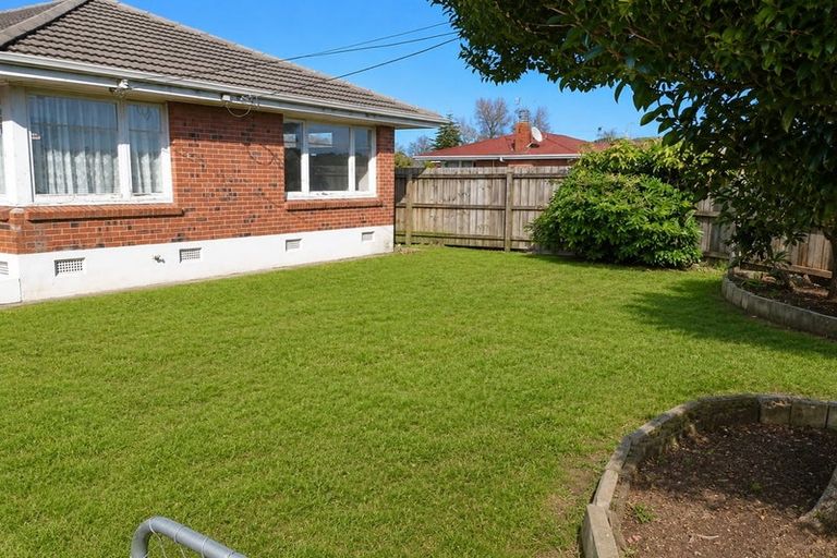 Photo of property in 25 Meadowcourt Drive, Manukau, Auckland, 2025