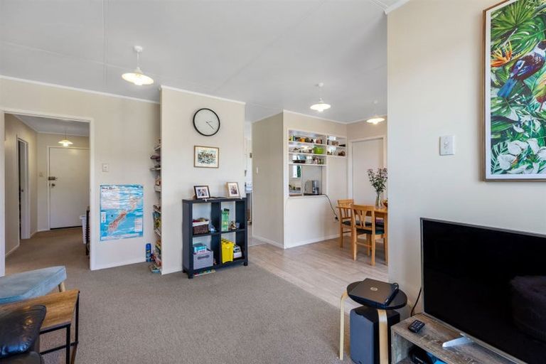 Photo of property in 20c Waitaha Road, Welcome Bay, Tauranga, 3112
