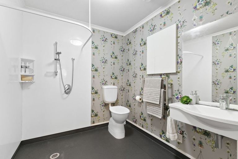 Photo of property in 1 Stowe Hill, Thorndon, Wellington, 6011