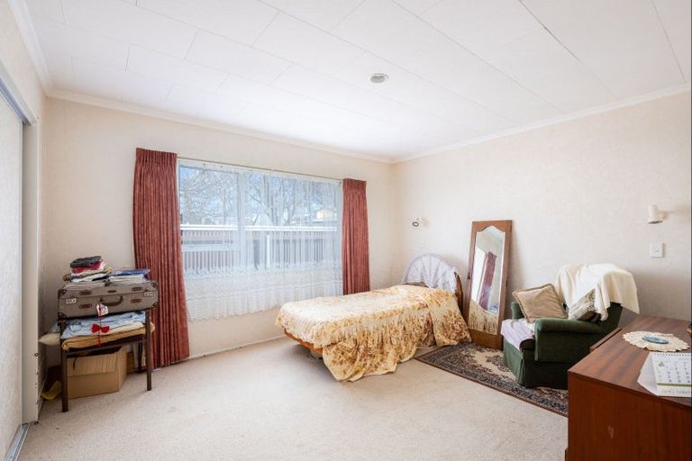 Photo of property in 103 Tukapa Street, Westown, New Plymouth, 4310