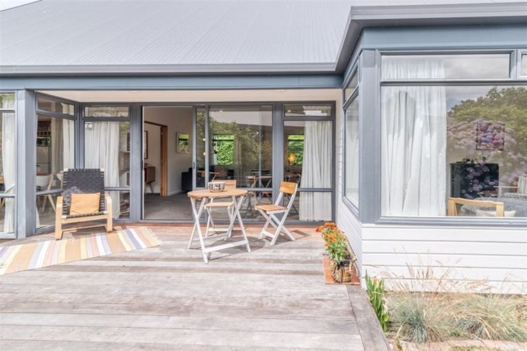 Photo of property in 2/290 Withells Road, Avonhead, Christchurch, 8042