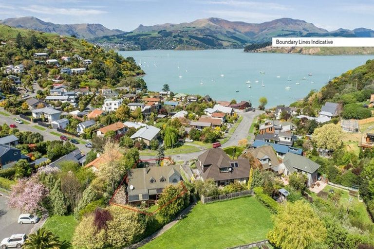 Photo of property in 24 Bayview Place, Cass Bay, Lyttelton, 8082