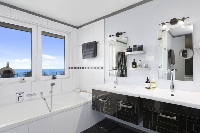 Photo of property in 173 Blackhead Road, Blackhead, Dunedin, 9076