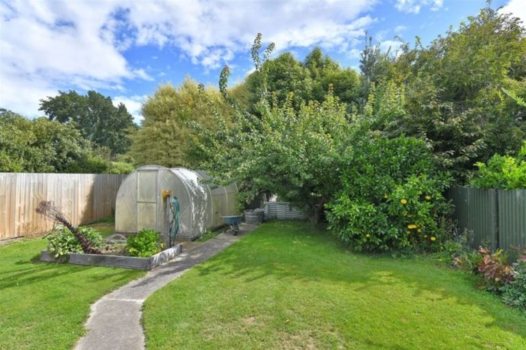 Photo of property in 2 Terrace Road, Leithfield, Amberley, 7481