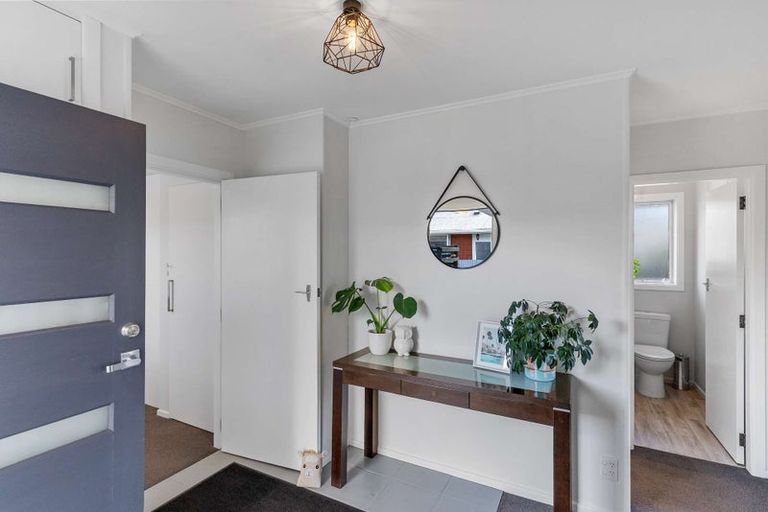 Photo of property in 21 Stanton Crescent, Hoon Hay, Christchurch, 8025