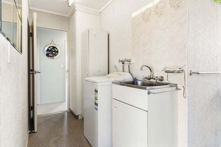 Photo of property in 1/1 Campbell Close, Whangamata, 3620