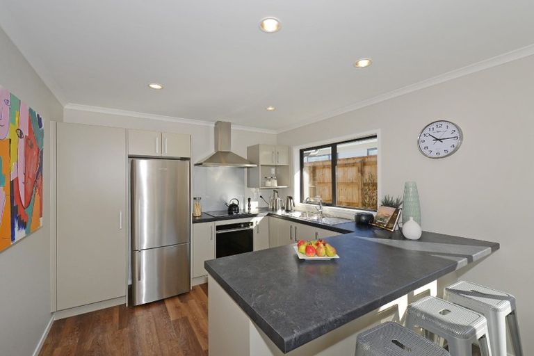 Photo of property in 89 Riverstone Drive, Riverstone Terraces, Upper Hutt, 5018