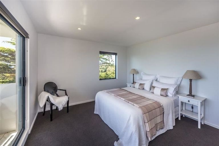 Photo of property in 142 Scarborough Road, Scarborough, Christchurch, 8081