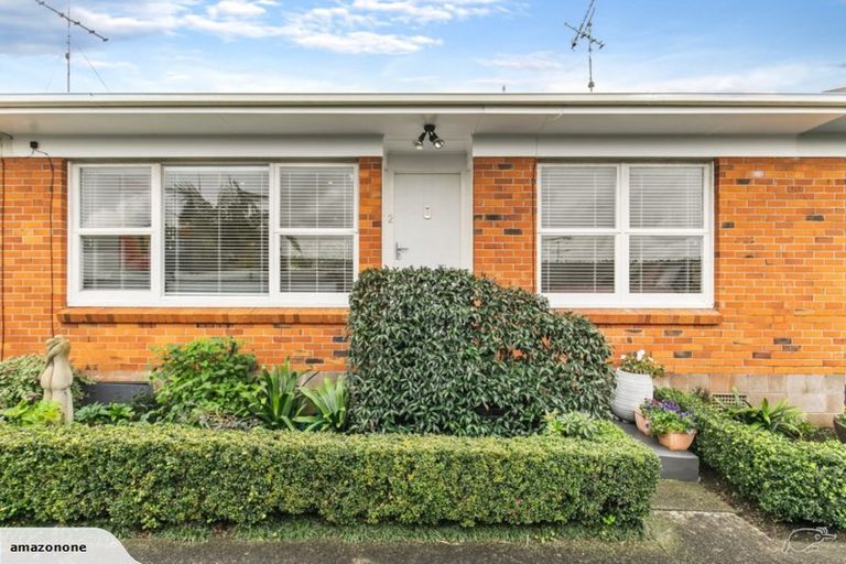 Photo of property in 2/52 Church Street, Northcote Point, Auckland, 0627