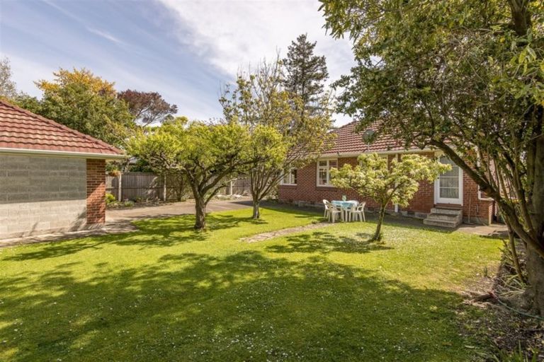 Photo of property in 9 Haslett Place, Upper Riccarton, Christchurch, 8041