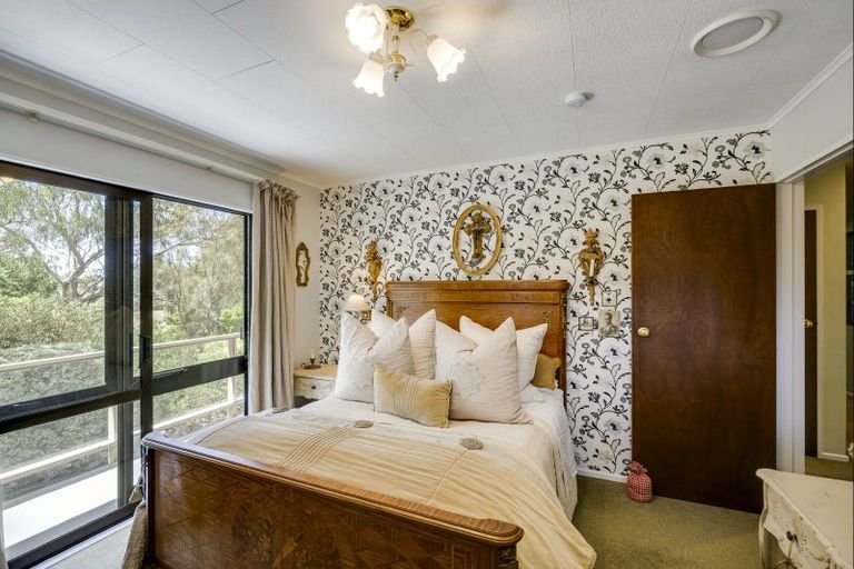 Photo of property in 153 Poraiti Road, Poraiti, Napier, 4182