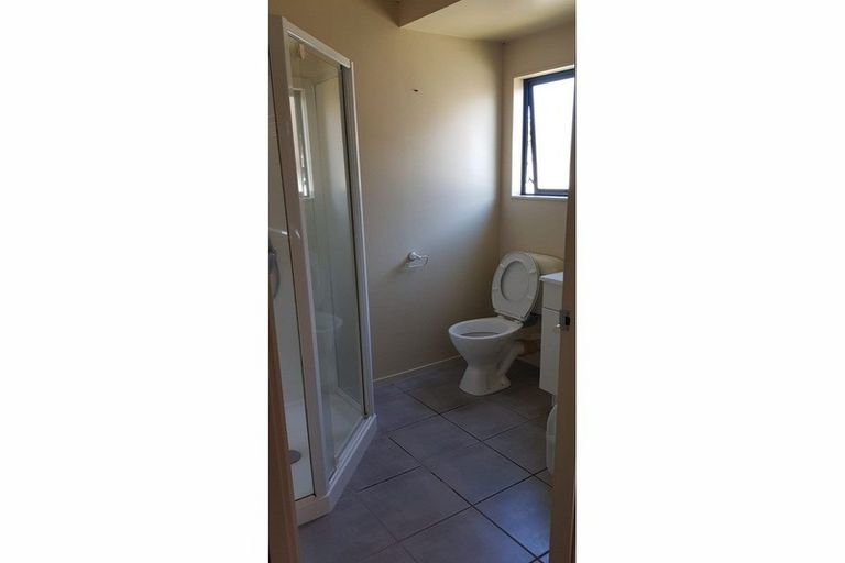 Photo of property in 26 Carisbrook Crescent, Papakura, 2110