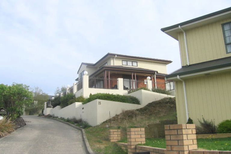 Photo of property in 2/15 Otamarau Grove, Maungaraki, Lower Hutt, 5010