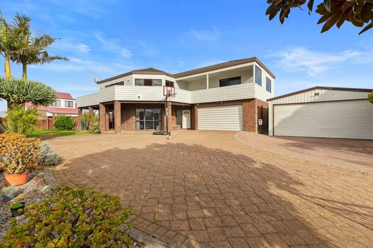 Photo of property in 8 Claridge Place, Mount Maunganui, 3116