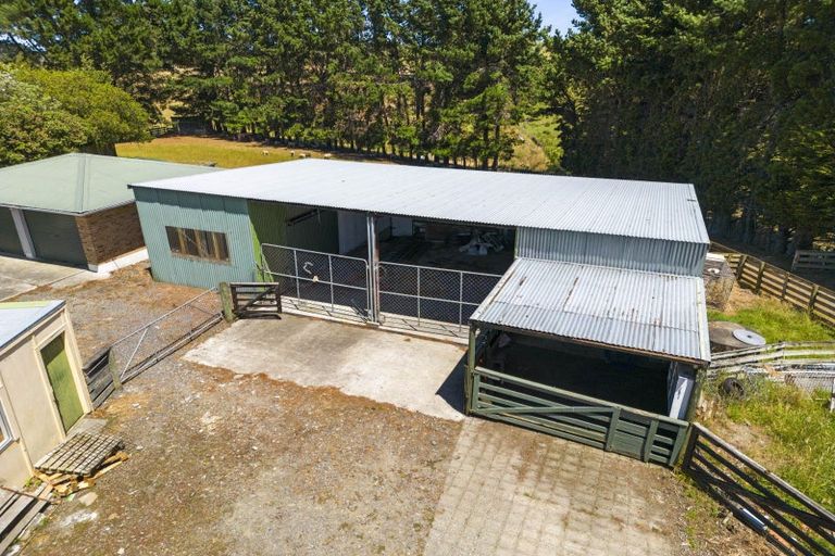 Photo of property in 1797 State Highway 3, Awahuri, Palmerston North, 4479