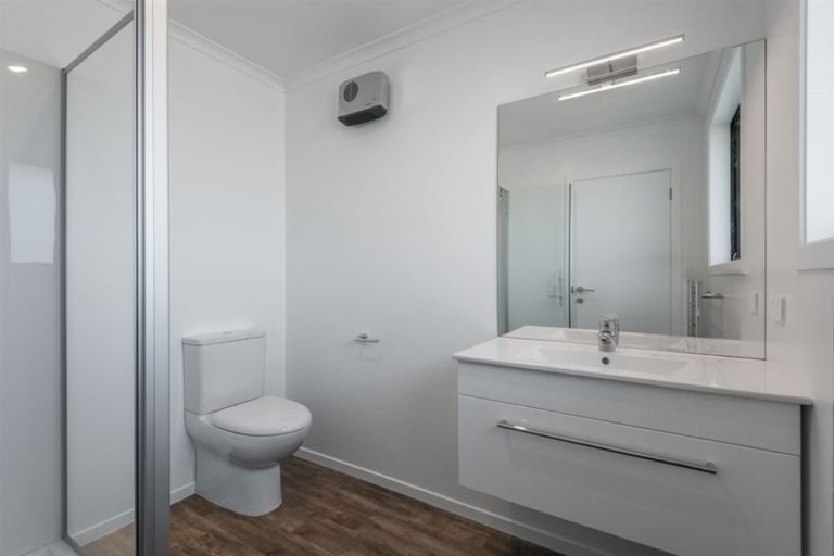 Photo of property in 12 Hebbard Court, Albert Town, Wanaka, 9305