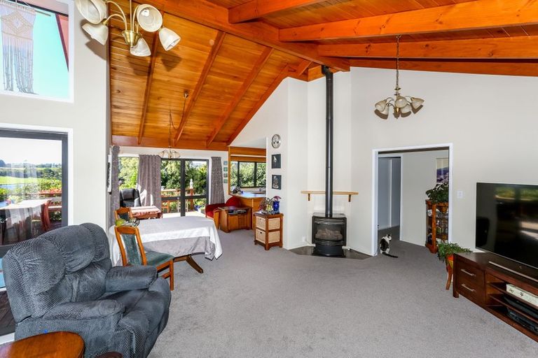 Photo of property in 18d Karamea Street, Whalers Gate, New Plymouth, 4310