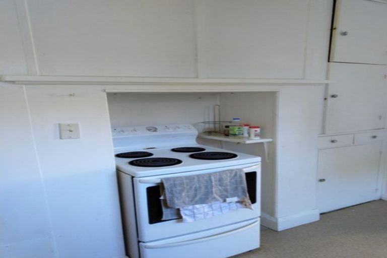 Photo of property in 5 Howe Street, North Dunedin, Dunedin, 9016