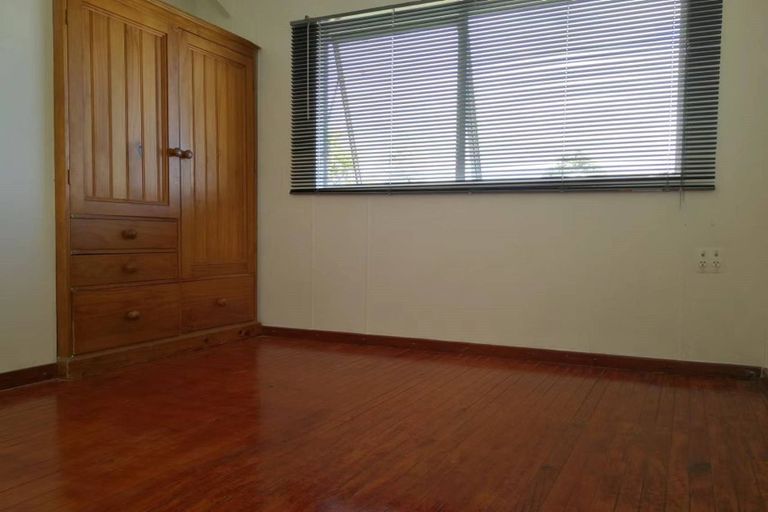 Photo of property in 27 Gibraltar Street, Howick, Auckland, 2014