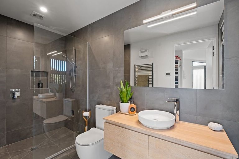 Photo of property in 6 Big Valley Drive, Jacks Point, Queenstown, 9371