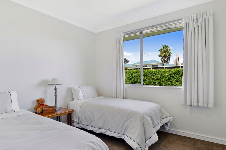 Photo of property in 5 Courtney Lane, Matakana, Warkworth, 0985