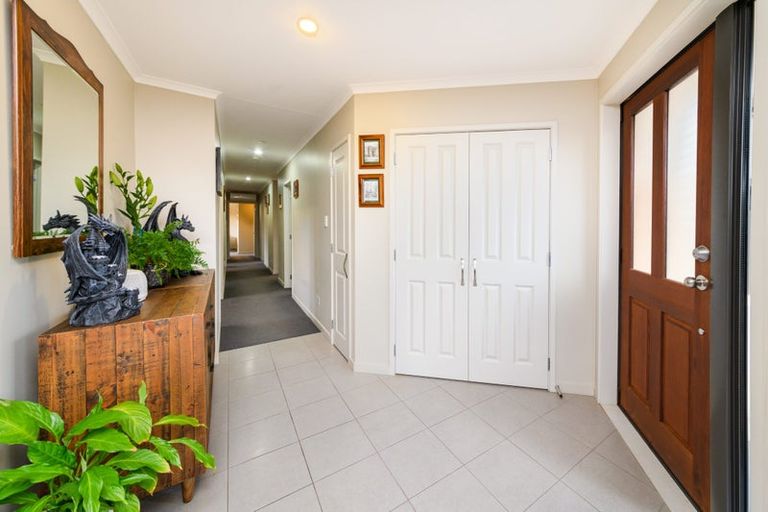 Photo of property in 21 Millbrook Place, Ashhurst, 4810